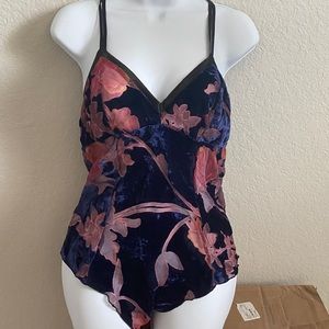 New without tag floral dark bodysuit